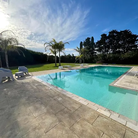 Melene Piscina Privata